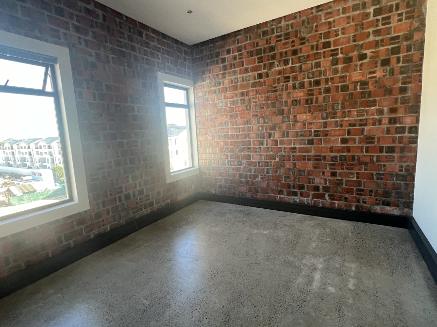 To Let Commercial Property for Rent in Paardevlei Western Cape